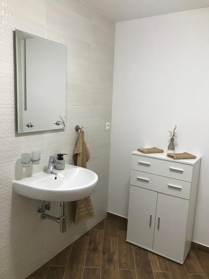 My Mara Maja Apartman C 4 Bešeňová Buitenkant foto